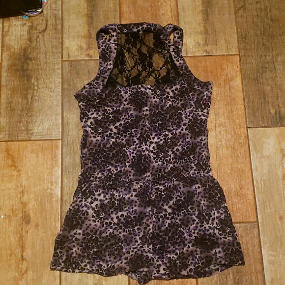 Romper - Picture 2 of 2